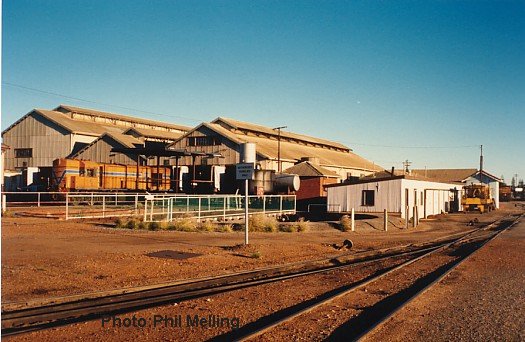 geraldtonloco19june89.jpg